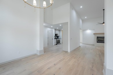 Price Just Reduced - Don't Miss This One! Step into this - photo 21