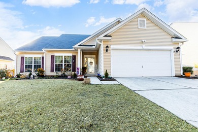 (private lake, pond, coastal) Home For Sale in Summerville South Carolina