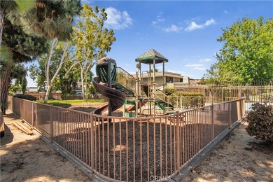 Welcome to 2423 Deodar St. #4, a beautifully maintained - photo 21