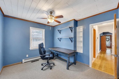 This beautifully renovated Cape in Oceanside offers 3 bedrooms - photo 34