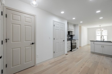 Price Just Reduced - Don't Miss This One! Step into this - photo 37