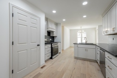 Price Just Reduced - Don't Miss This One! Step into this - photo 38