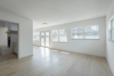 Price Just Reduced - Don't Miss This One! Step into this - photo 45
