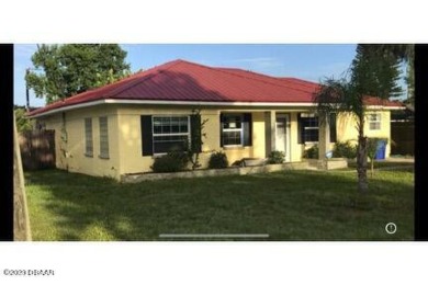 (private lake, pond, creek) Home For Sale in Edgewater Florida