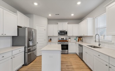 (private lake, pond, coastal) Home For Sale in Summerville South Carolina