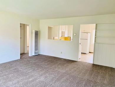 PRIME REDEVELOPMENT OPPORTUNITY IN PACIFIC BEACH! Don't miss - photo 2