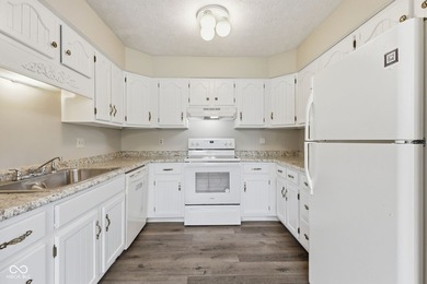 CENTER GROVE SCHOOLS WITH GREENWOOD AMENITIES! Welcome to 436 - photo 6