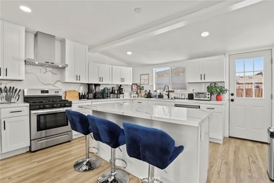 Welcome to your dream home in the heart of Long Beach at 2673 - photo 8