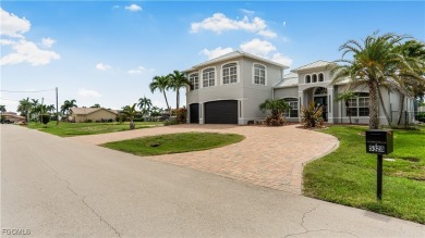 Caloosahatchee River Home For Sale in Cape Coral Florida