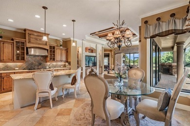 EXQUISITE and professionally decorated, this exceptional Arthur - photo 4