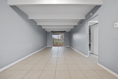 Welcome to this 1 bedroom 1 bathroom villa.  A clean and cozy - photo 5