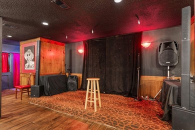 Great investment opportunity with this established restaurant - photo 12