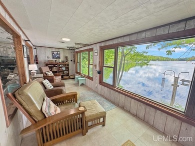 Welcome to lake life on beautiful Buck Lake! This - photo 13