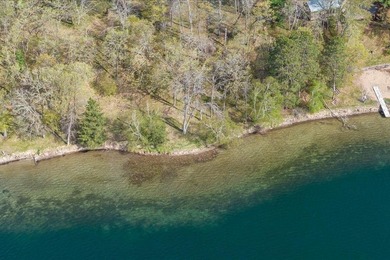 An exceptional oversized site with 261' sand frontage and 2.75 - photo 14