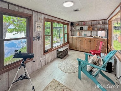 Welcome to lake life on beautiful Buck Lake! This - photo 14
