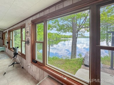Welcome to lake life on beautiful Buck Lake! This - photo 15