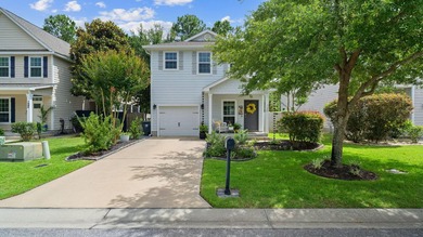 Welcome to 130 Mosaic Oaks Circle, an impeccable 3-bedroom, 2 - photo 2