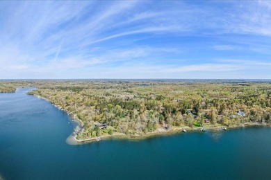 An exceptional oversized site with 261' sand frontage and 2.75 - photo 23