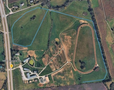 Welcome to an exceptional opportunity to own a well-appointed - photo 4