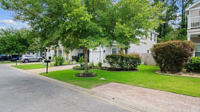 Welcome to 130 Mosaic Oaks Circle, an impeccable 3-bedroom, 2 - photo 5