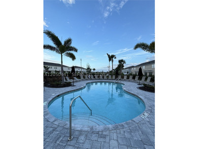 Beautiful corner-townhouse located in the highly desirable Skye - photo 25