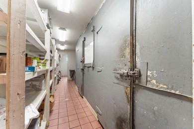 Great investment opportunity with this established restaurant - photo 26