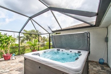Nestled in the peaceful surroundings of North Cape Coral, this - photo 28