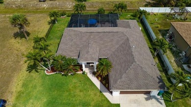 Nestled in the peaceful surroundings of North Cape Coral, this - photo 37