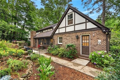 Incredible opportunity in sought-after Hampton Hall, ideally - photo 38