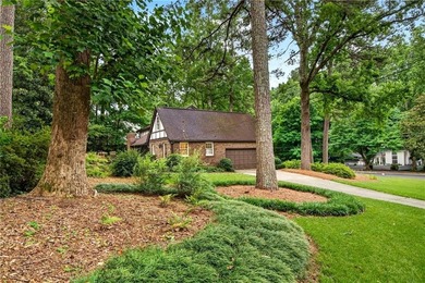Incredible opportunity in sought-after Hampton Hall, ideally - photo 39