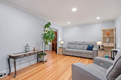 Welcome to this beautifully restored and thoughtfully updated - photo 3