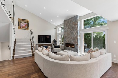 Welcome to a truly one-of-a-kind designer renovation, completely - photo 3
