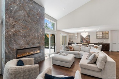 Welcome to a truly one-of-a-kind designer renovation, completely - photo 4
