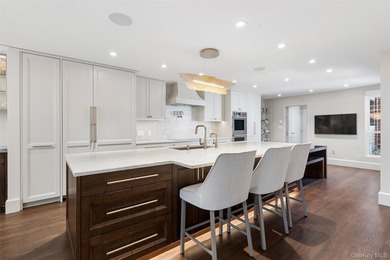 Welcome to a truly one-of-a-kind designer renovation, completely - photo 6