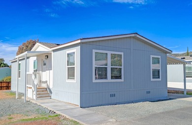 Clear Lake Home For Sale in Clearlake Oaks California