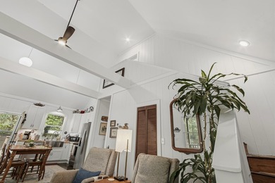 Florida cottage on .79 acres - totally renovated and nestled in - photo 10