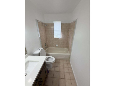 Beautiful 3BR/2BA home on an oversized lot in desirable - photo 17