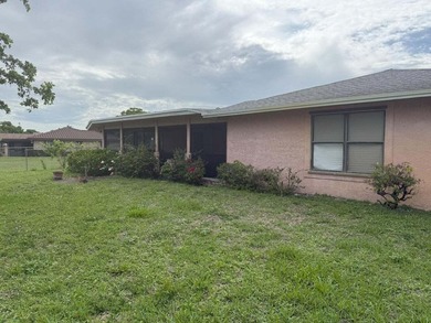 Beautiful 3BR/2BA home on an oversized lot in desirable - photo 23
