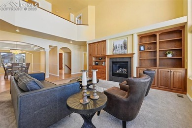 Tucked away on a quiet cul de sac in the sought after King's - photo 6