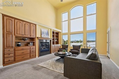 Tucked away on a quiet cul de sac in the sought after King's - photo 8