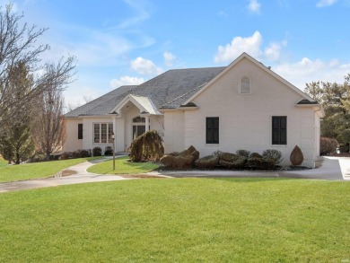 Lake Home Sale Pending in Fort Wayne, Indiana