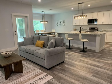Newly Built, Furnished Home in the Heart of Freeport, Florida - photo 5