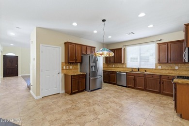 Perfectly located just one block from Main Street in the - photo 7