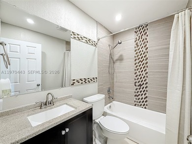 Welcome to this beautifully maintained 3-bedroom, 2-bathroom - photo 15