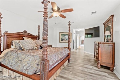 Public Remarks: THIS HOUSE COMES FURNISHED and is Turn Key! - photo 19