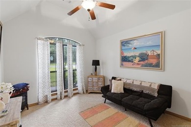 Welcome to one of the area's most desirable lakeside - photo 19