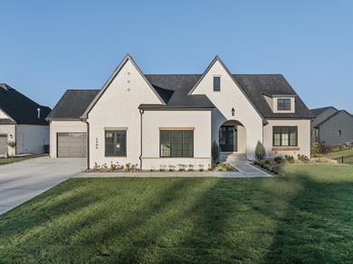 (private lake, pond, creek) Home Sale Pending in Ankeny Iowa