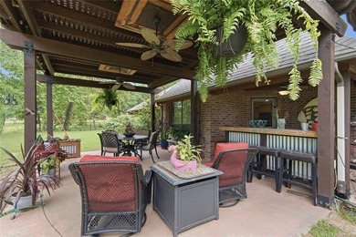 Welcome to one of the area's most desirable lakeside - photo 22