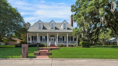 Offered for the very first time, this extraordinary custom - photo 3