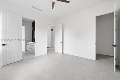 This is a new home, Minimum ceiling height is 10 feet with up to - photo 24